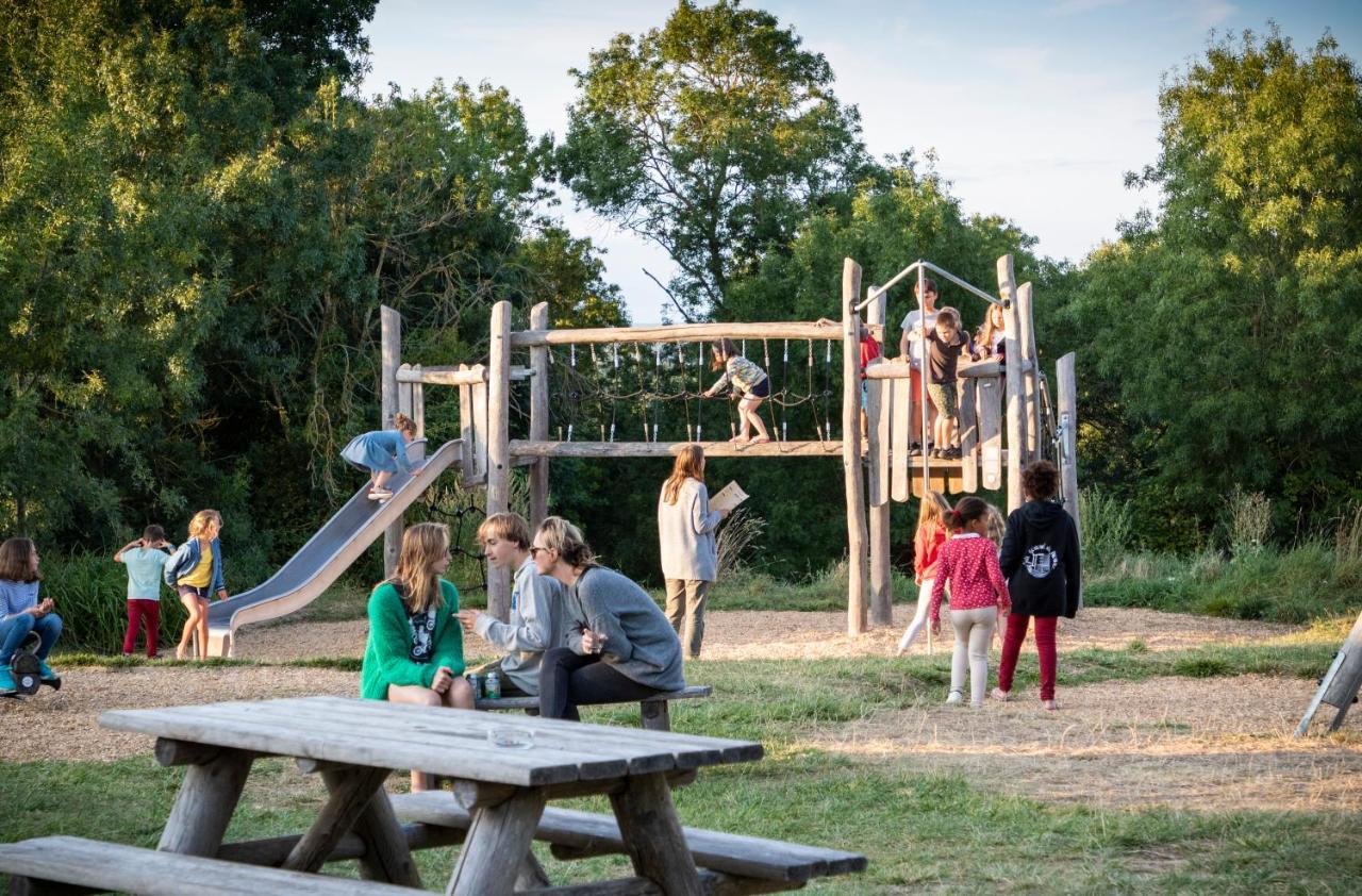 Huttopia Saumur Buitenkant foto
